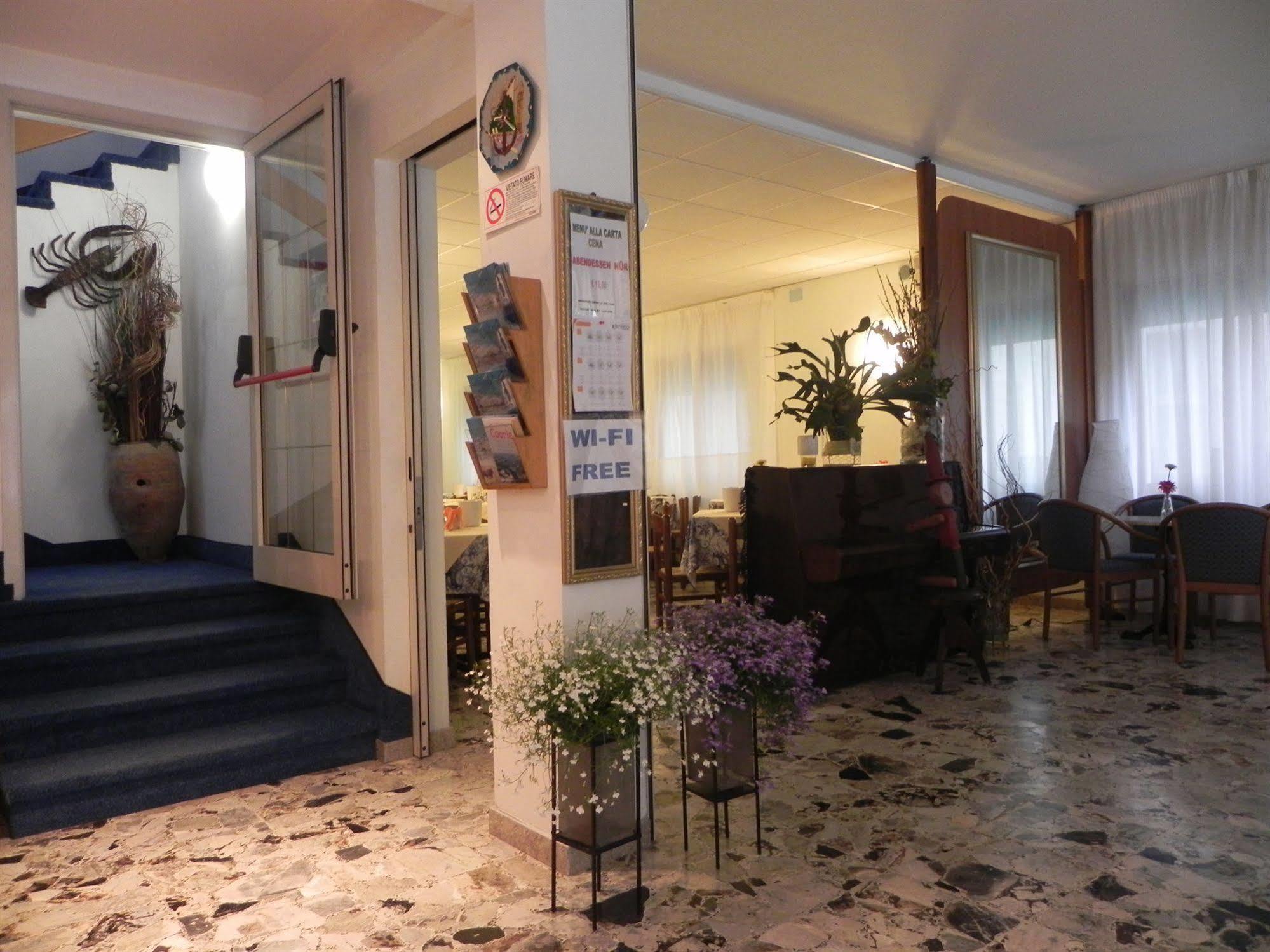 Hotel Antonella Caorle Luaran gambar