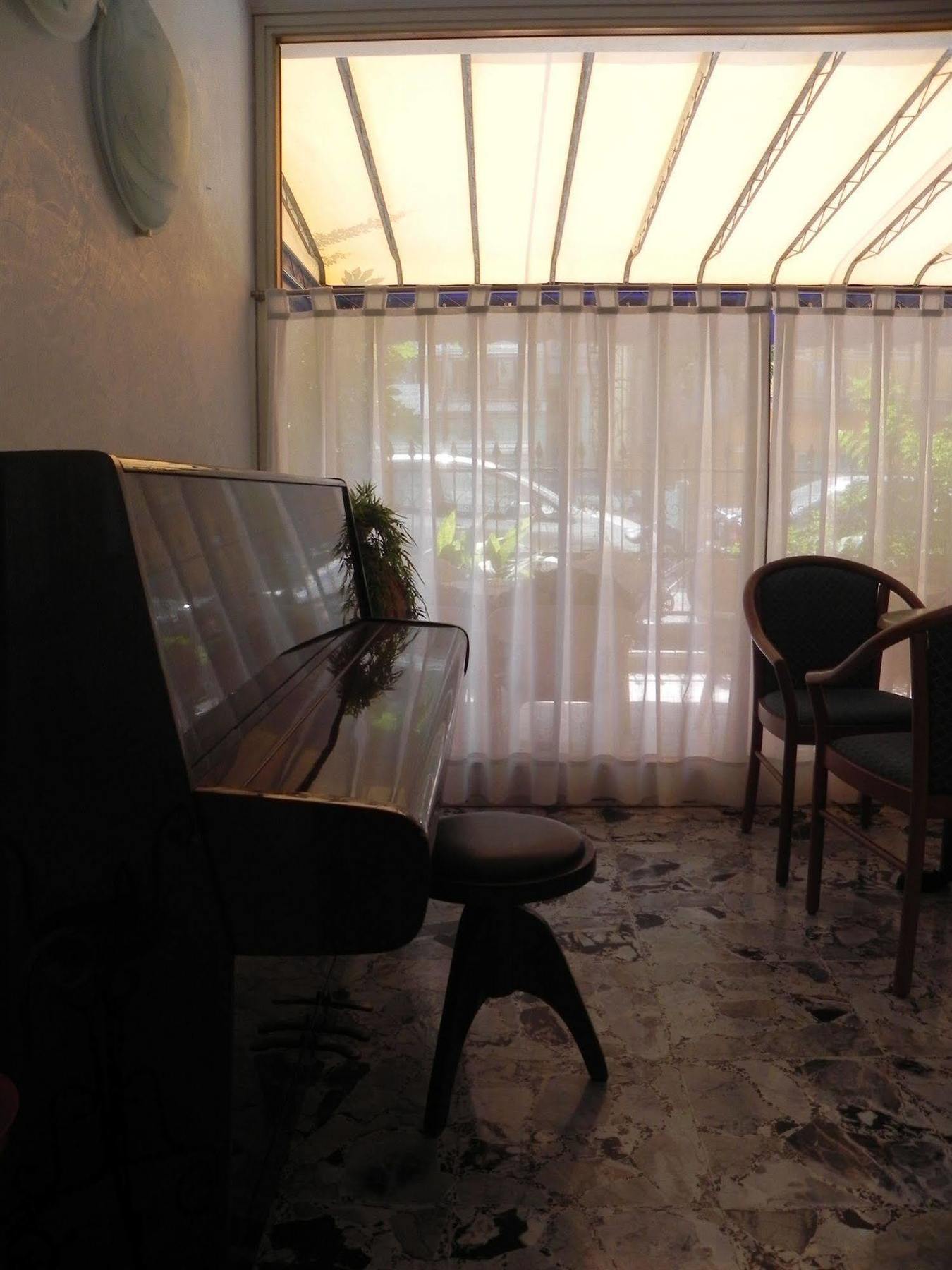 Hotel Antonella Caorle Luaran gambar