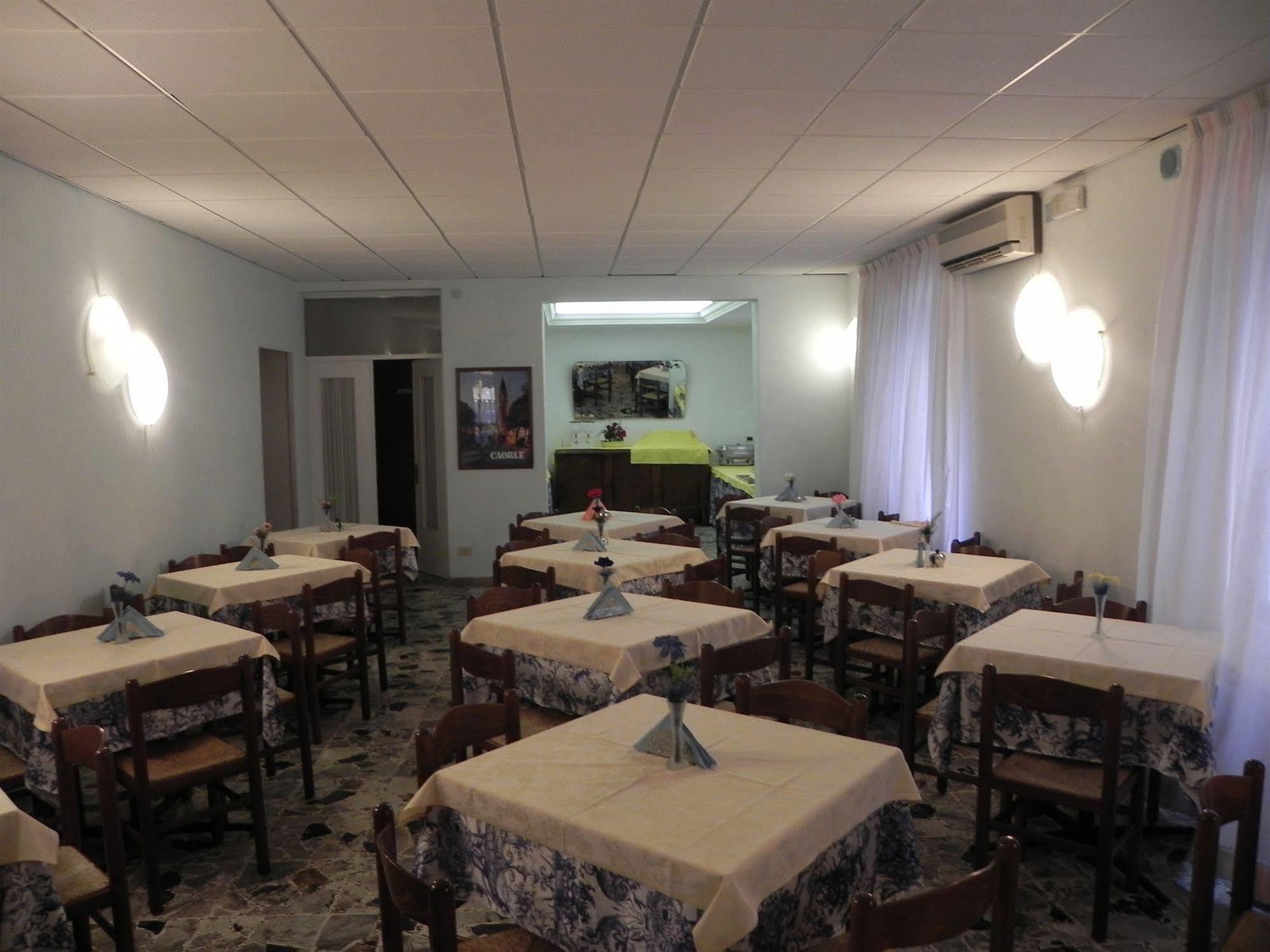 Hotel Antonella Caorle Luaran gambar